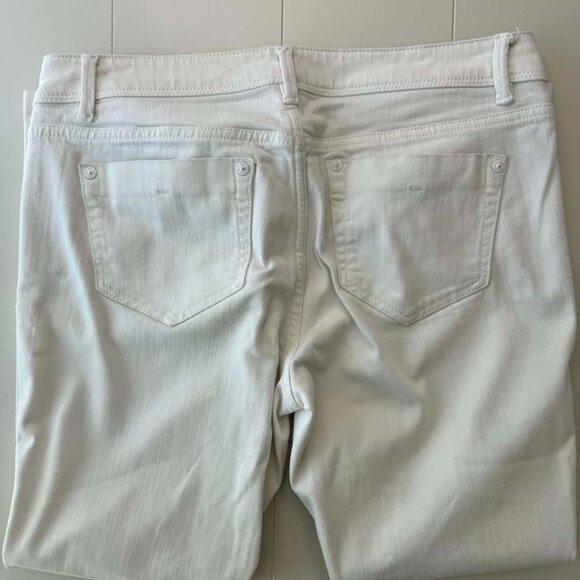 J.Jill Authentic Fit Slim Ankle Jeans | White Stretch Denim | Size 8P - Picture 9 of 9